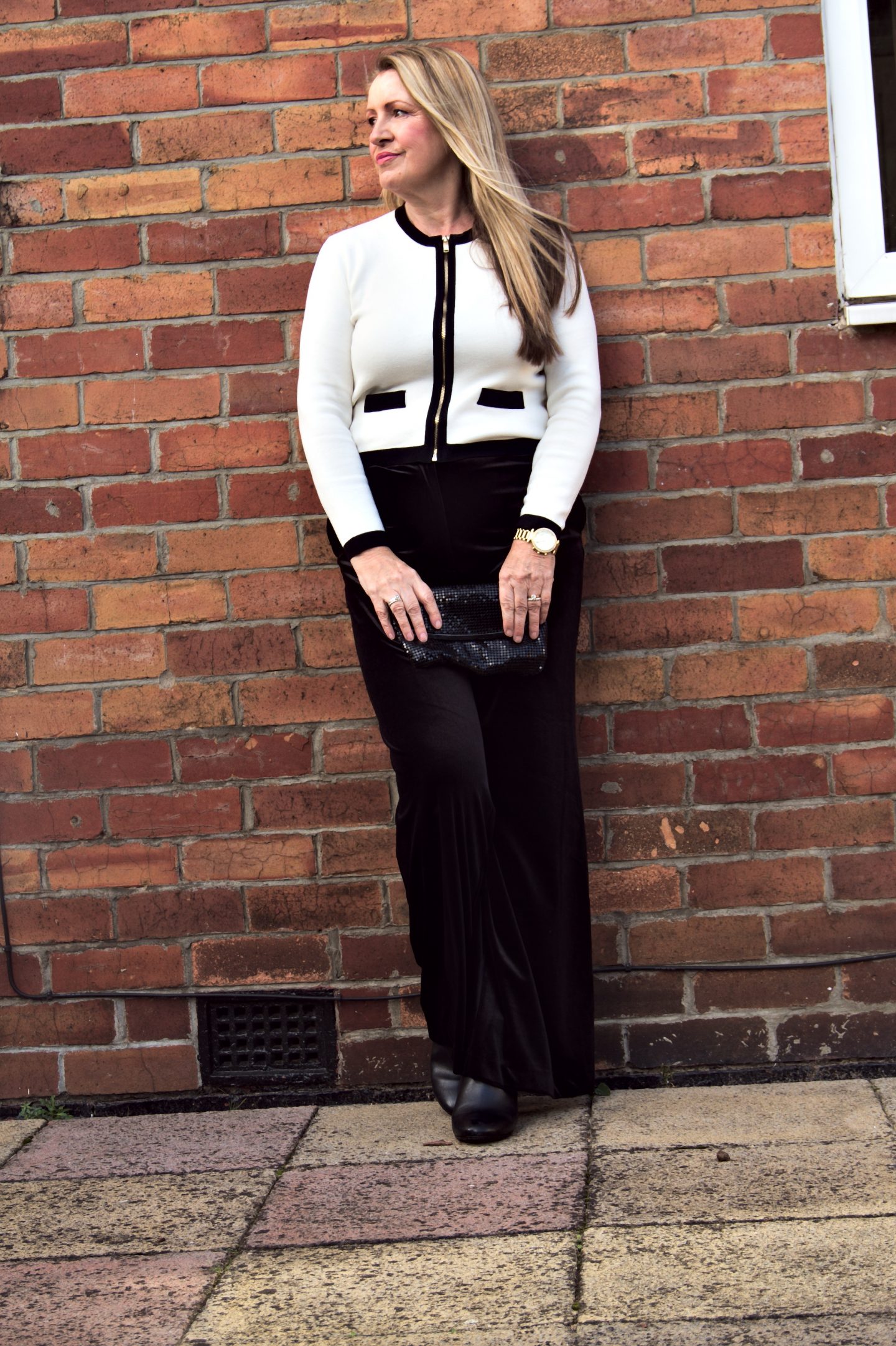 blog velvet Midlife and Beyond ✨🎄