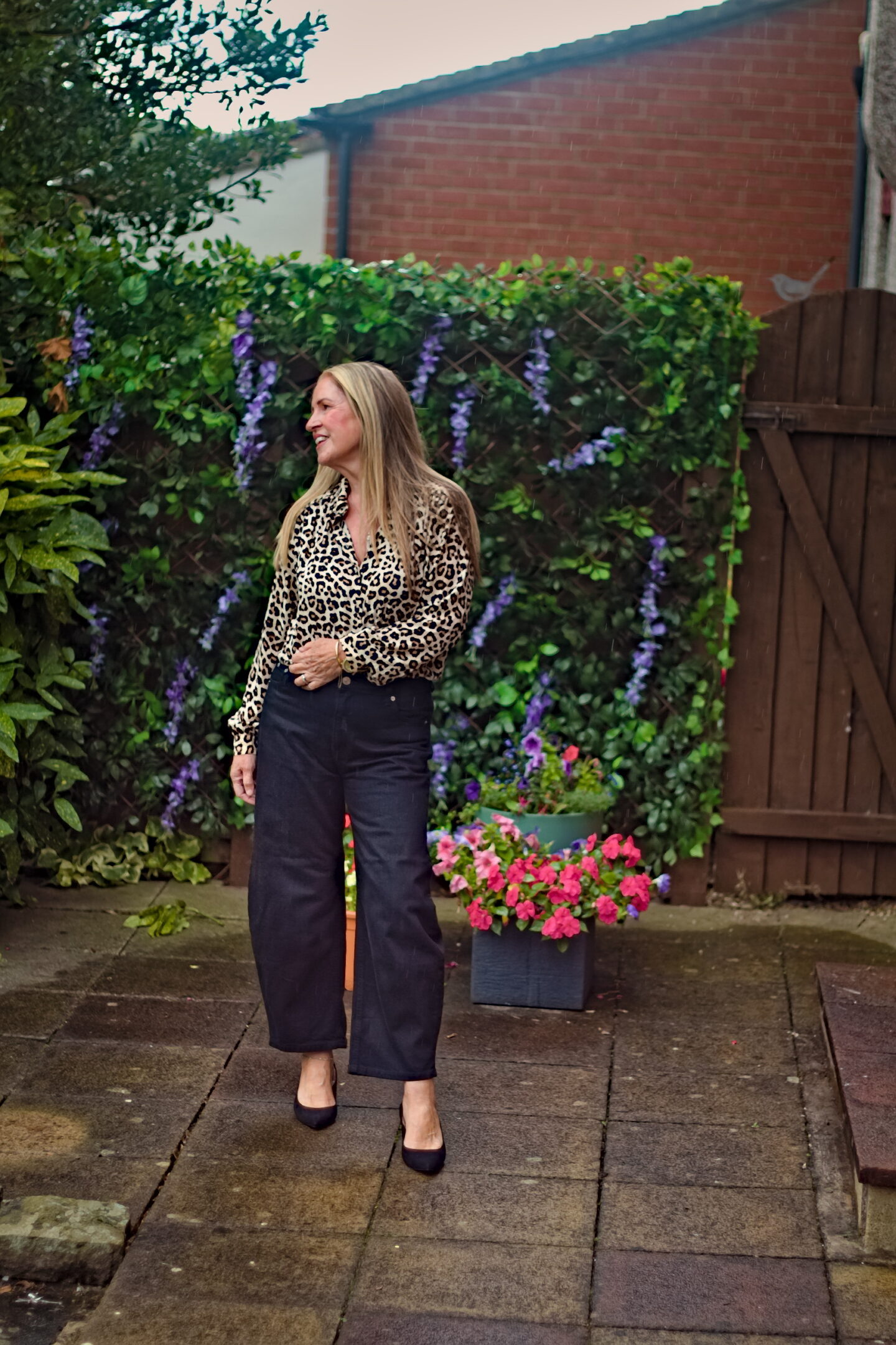 Women's Jeans - Straight, Barrel, Wide Or Skinny. What's Your Preference?