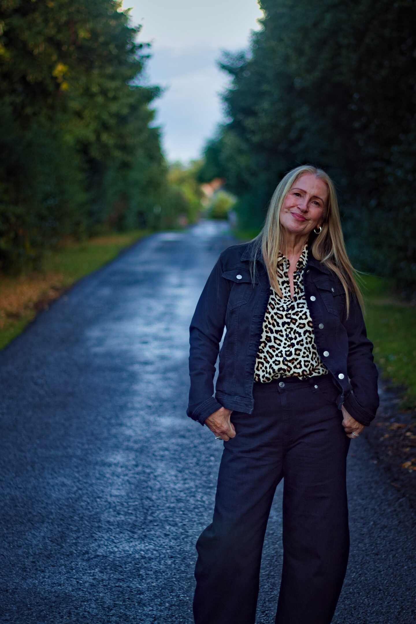Women's Jeans - Straight, Barrel, Wide Or Skinny. What's Your Preference?